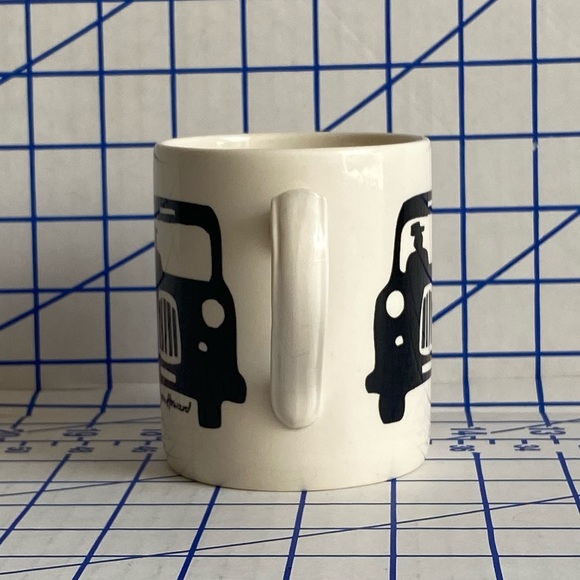 M&S Fiona Howard Mug Made In England Dishwasher Safe & Microwaveable - Picture 3 of 6